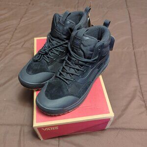 Vans Sneakers Ultrarange Exo Black Gum Men's Size 9.5 Wom 11 Boot High Top NWT